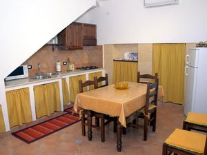 22453945-Ferienwohnung-6-Custonaci-300x225-2