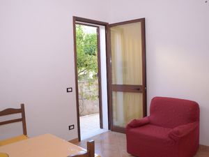 22453945-Ferienwohnung-6-Custonaci-300x225-3