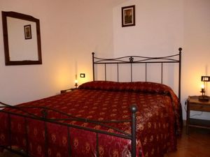 22453945-Ferienwohnung-6-Custonaci-300x225-5