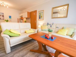 21976059-Ferienwohnung-4-Cuxhaven-300x225-0