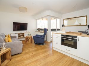 23379069-Ferienwohnung-3-Cuxhaven-300x225-3