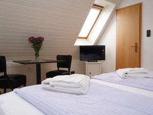 23444880-Ferienwohnung-2-Cuxhaven-300x225-2