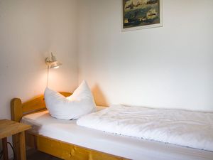 23523181-Ferienwohnung-4-Cuxhaven-300x225-4