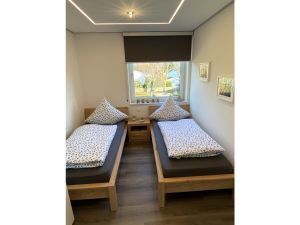 23377094-Ferienwohnung-7-Cuxhaven-300x225-5