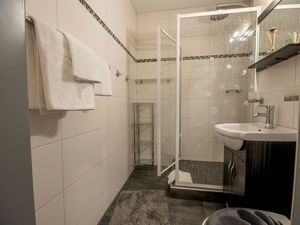 22293757-Ferienwohnung-4-Cuxhaven-300x225-2