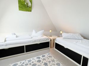 23335559-Ferienwohnung-4-Cuxhaven-300x225-2