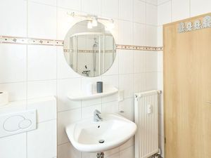 22506765-Ferienwohnung-2-Cuxhaven-300x225-5