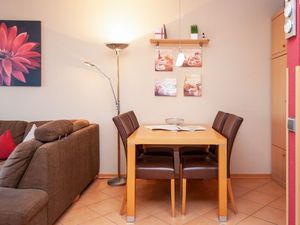 23269857-Ferienwohnung-4-Cuxhaven-300x225-3