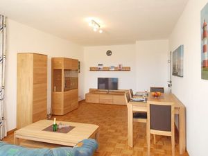 23285302-Ferienwohnung-4-Cuxhaven-300x225-1