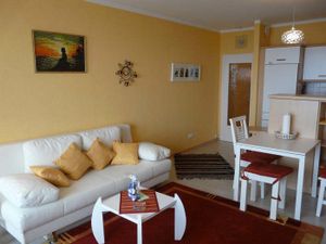 23964766-Ferienwohnung-2-Cuxhaven-300x225-3