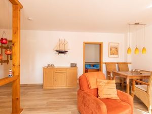 23373922-Ferienwohnung-4-Cuxhaven-300x225-5