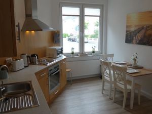 23373809-Ferienwohnung-2-Cuxhaven-300x225-1