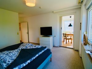 23464848-Ferienwohnung-3-Cuxhaven-300x225-5