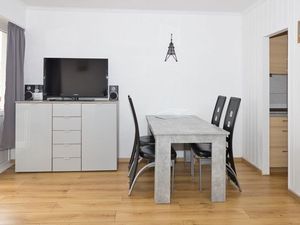 23444876-Ferienwohnung-4-Cuxhaven-300x225-3