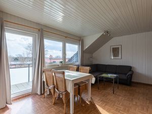 23457858-Ferienwohnung-4-Cuxhaven-300x225-1