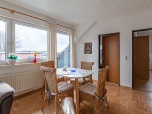 23457824-Ferienwohnung-4-Cuxhaven-300x225-2