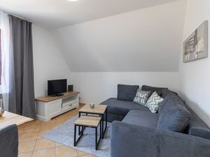 23964084-Ferienwohnung-4-Cuxhaven-300x225-1