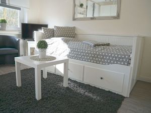 18718273-Ferienwohnung-2-Cuxhaven-300x225-0