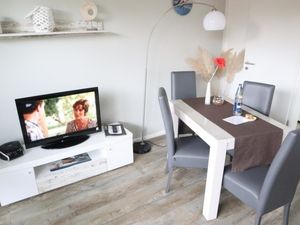 19249226-Ferienwohnung-4-Cuxhaven-300x225-3