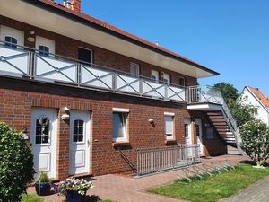 23878602-Ferienwohnung-4-Cuxhaven-300x225-0