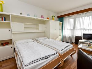 23871852-Ferienwohnung-2-Cuxhaven-300x225-2