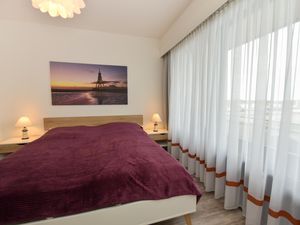 23871909-Ferienwohnung-4-Cuxhaven-300x225-3