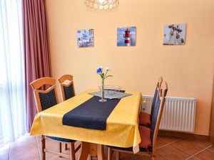 23871923-Ferienwohnung-4-Cuxhaven-300x225-4