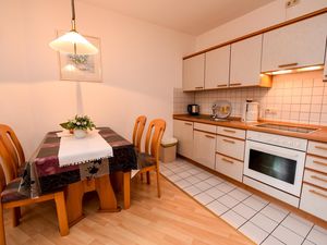 23871961-Ferienwohnung-4-Cuxhaven-300x225-5