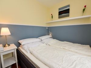 23871962-Ferienwohnung-4-Cuxhaven-300x225-4