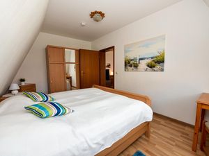 23872027-Ferienwohnung-4-Cuxhaven-300x225-3