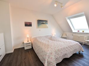 23872030-Ferienwohnung-4-Cuxhaven-300x225-5