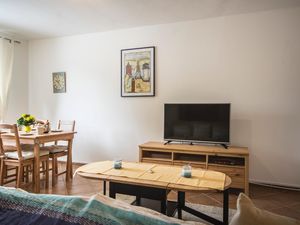 23872434-Ferienwohnung-4-Cuxhaven-300x225-5