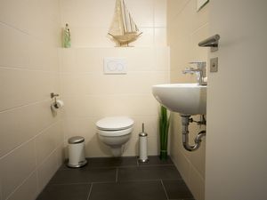 23872456-Ferienwohnung-4-Cuxhaven-300x225-4