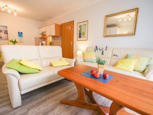 23872481-Ferienwohnung-4-Cuxhaven-300x225-0