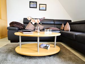 23872608-Ferienwohnung-4-Cuxhaven-300x225-0