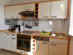 23872682-Ferienwohnung-4-Cuxhaven-300x225-5