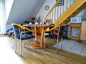 23872726-Ferienwohnung-4-Cuxhaven-300x225-5