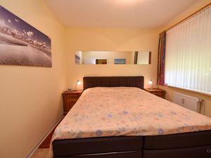 23871878-Ferienwohnung-3-Cuxhaven-300x225-5