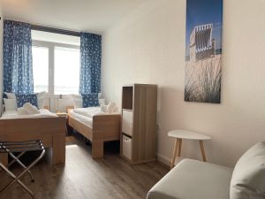 23967847-Ferienwohnung-5-Cuxhaven-300x225-1