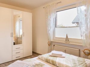 24013091-Ferienwohnung-4-Cuxhaven-300x225-3