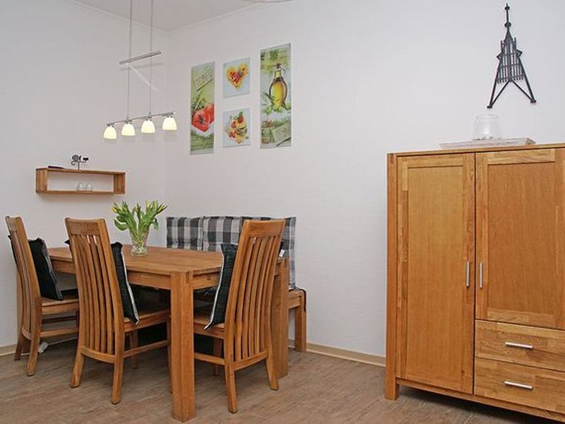 23374300-Ferienwohnung-4-Cuxhaven-800x600-2