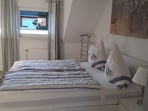 22485557-Ferienwohnung-2-Cuxhaven-300x225-1