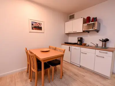 Ferienwohnung für 4 Personen (35 m²) in Duhnen 7/10
