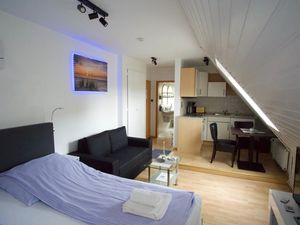 23432111-Ferienwohnung-2-Cuxhaven-300x225-0