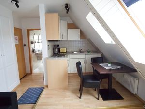 23432111-Ferienwohnung-2-Cuxhaven-300x225-1