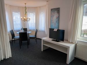 23847548-Ferienwohnung-4-Cuxhaven-300x225-2