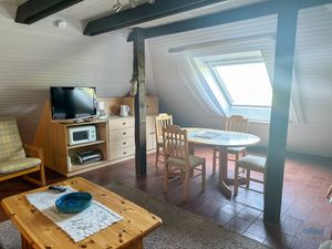 24007097-Ferienwohnung-2-Cuxhaven-300x225-1