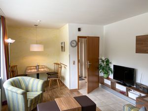 24007135-Ferienwohnung-4-Cuxhaven-300x225-1