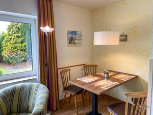 24007135-Ferienwohnung-4-Cuxhaven-300x225-4