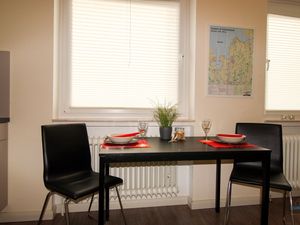 24007159-Ferienwohnung-3-Cuxhaven-300x225-5